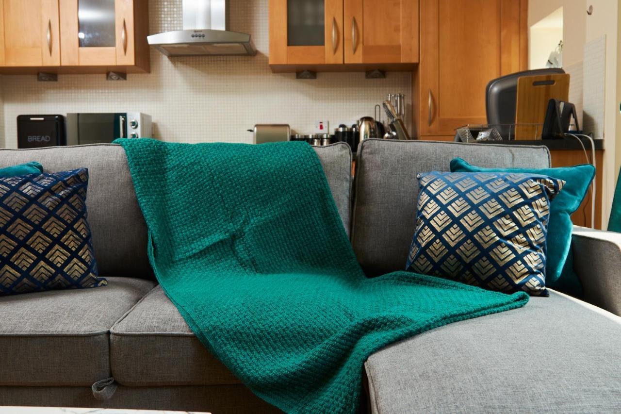 Exquisite Cambridge Abode - Sleeps 6 - Parking Apartment Ngoại thất bức ảnh